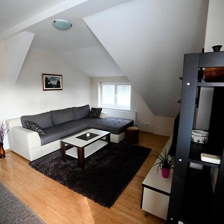 Apartman Ema Velika Gorica Exterior photo