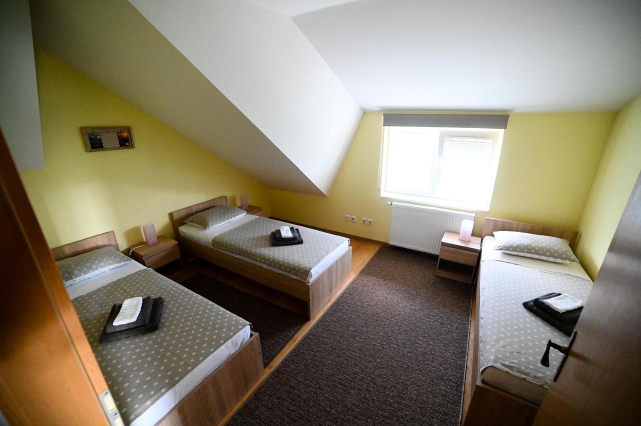 Apartman Ema Velika Gorica Exterior photo